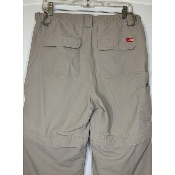The North Face Men’s Convertible Cargo Pants Shorts Pockets Beige Nylon Hiking - Picture 3 of 16